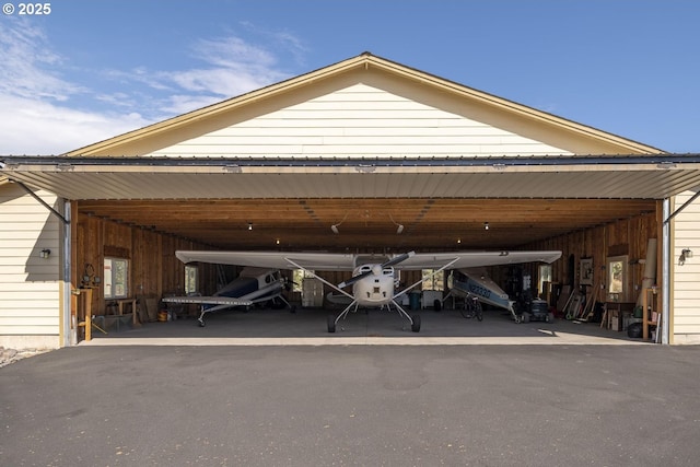 2057 SE Blue Skies Ln, Prineville, OR 97754 - view of parking / parking lot