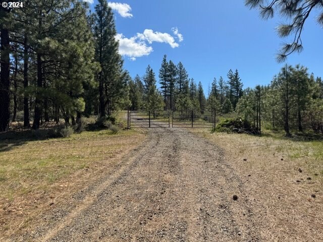 104 Jenkins Creek Rd, Goldendale, WA 98620
