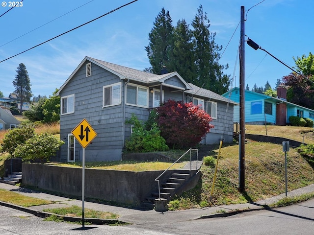 view of front of property