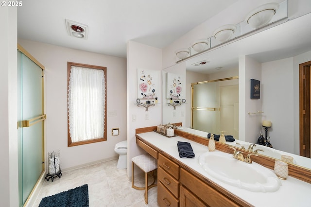 full bathroom featuring visible vents, vanity, toilet, baseboards, and a stall shower