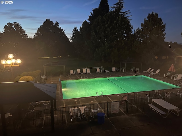 2037 NE 158th Pl, Portland, OR 97230 - community pool with a patio area and fence