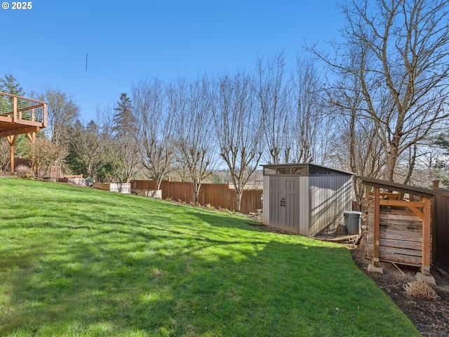 1617 NE 1st St, Battle Ground, WA 98604 - view of yard featuring a storage unit, an outbuilding, and a wooden deck