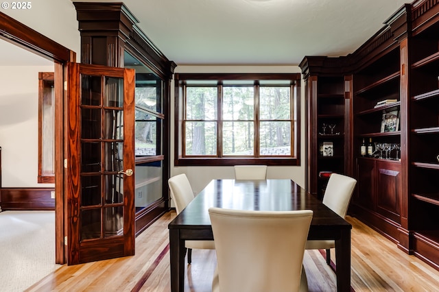 27161 Briggs Hill Rd, Eugene, OR 97405 - dining room with light wood finished floors