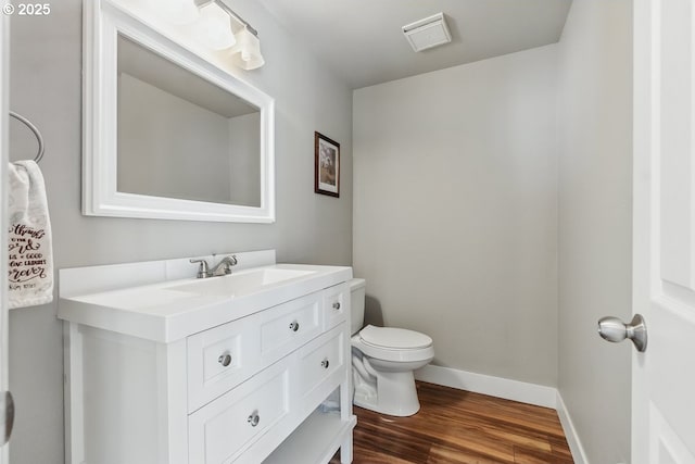 1100 N Meridian St Unit 46, Newberg, OR 97132 - bathroom with wood finished floors and vanity