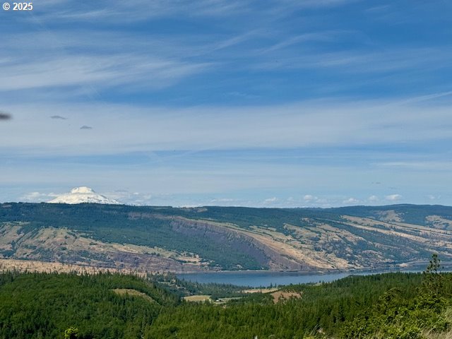 Huskey Rd, Mosier, OR 97040