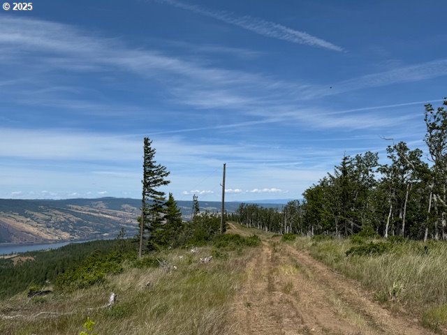 Huskey Rd, Mosier, OR 97040