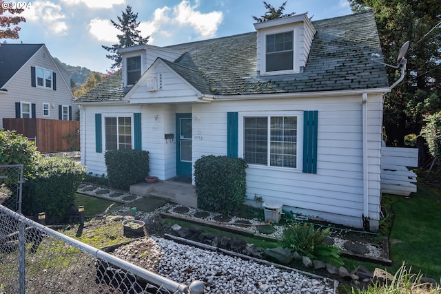 1772 SE Hamilton St, Roseburg, OR 97470 - view of cape cod-style house