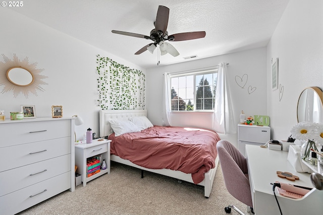 3647 Lodenquai Ln, Eugene, OR 97404 - bedroom featuring light carpet and a ceiling fan