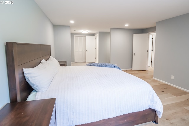 2915 Chuckanut St, Eugene, OR 97408 - bedroom with light wood-style flooring, recessed lighting, and a closet