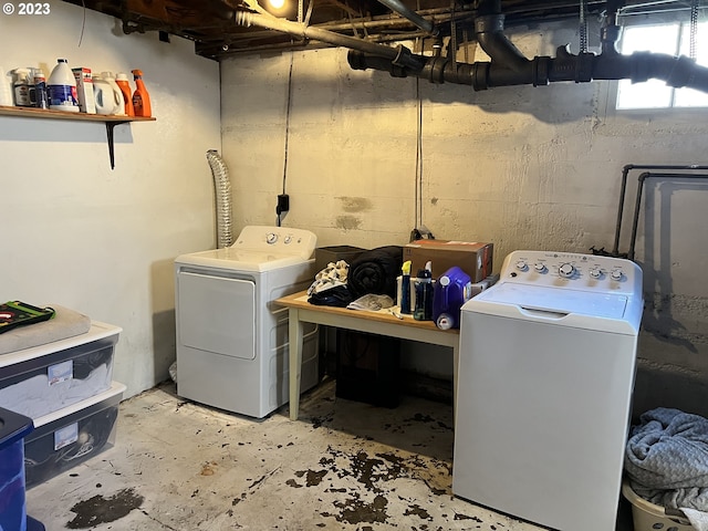 laundry room featuring washer and dryer