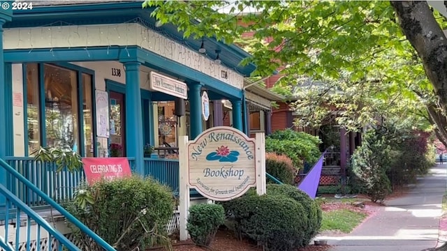 3481 NW Thurman St, Portland, OR 97210