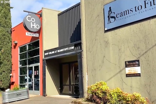 3481 NW Thurman St, Portland, OR 97210