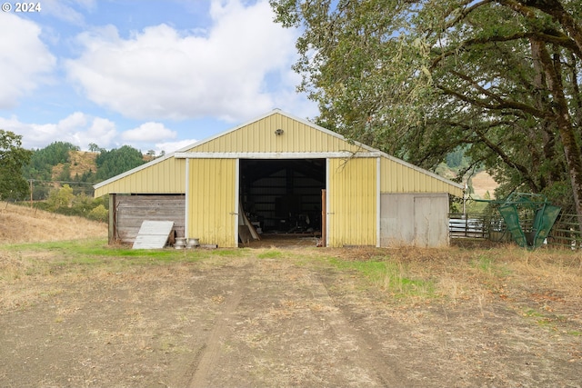 view of outbuilding