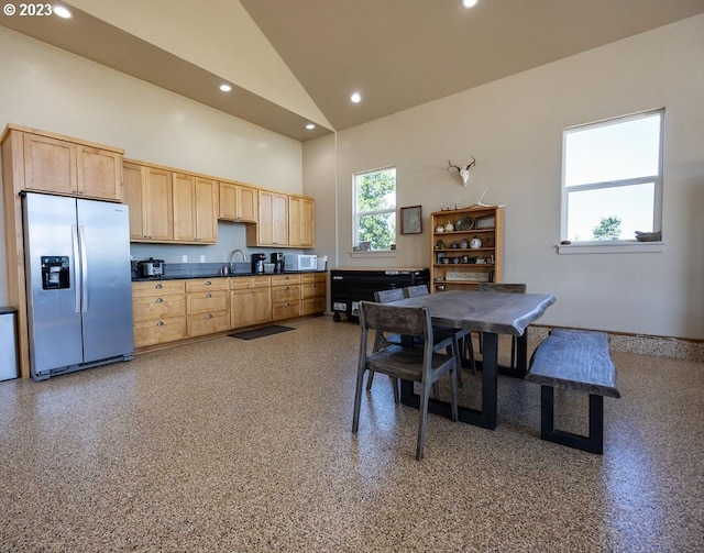 40033 Reuben Leigh Rd, Lowell, OR 97452