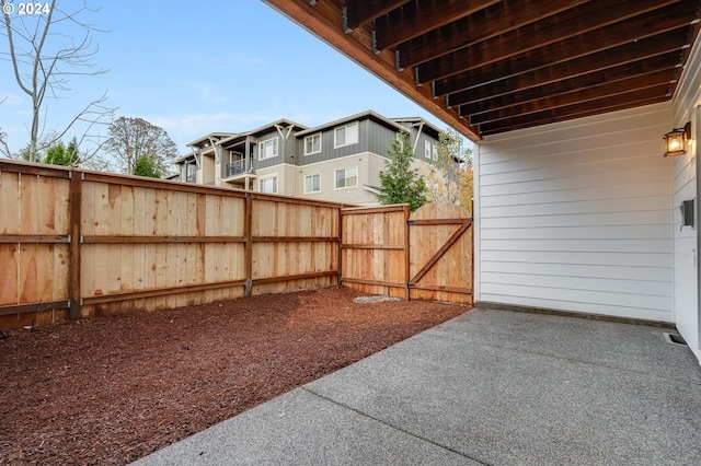 view of yard with a patio