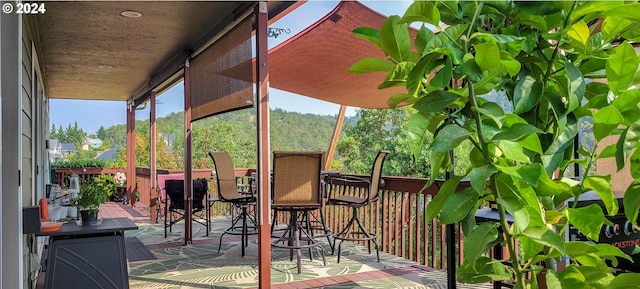 view of sunroom / solarium