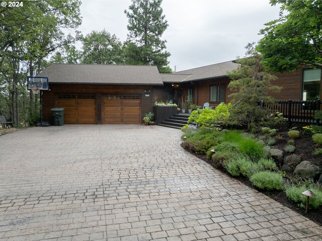 view of front of home featuring a garage