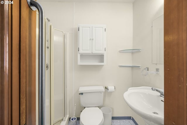 1730 SE 148th Ave, Portland, OR 97233 - bathroom featuring a sink, a shower stall, and toilet