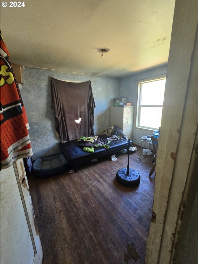 140 7th Ave, Sweet Home, OR 97386 - bedroom featuring hardwood / wood-style floors