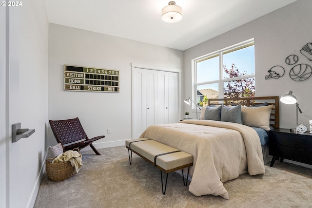 view of carpeted bedroom