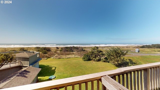 water view featuring a beach view