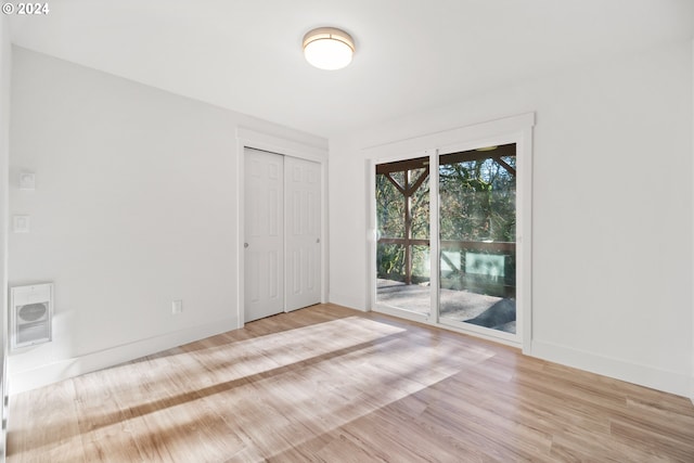 empty room featuring light hardwood / wood-style flooring