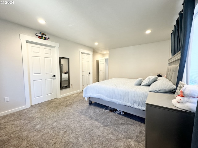 view of carpeted bedroom