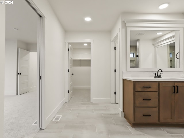 bathroom with vanity