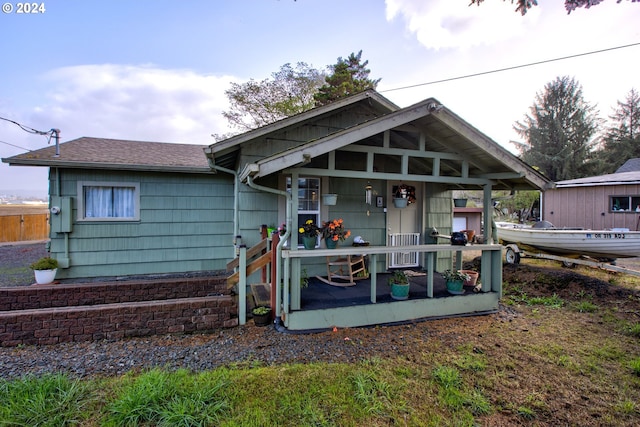 view of front facade with a porch