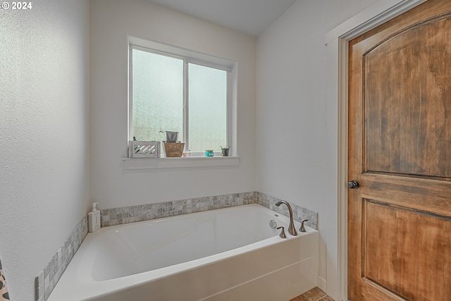 1843 Shelley Rd, Coquille, OR 97423 - full bathroom featuring a garden tub