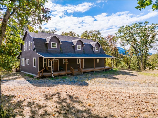 view of front of home featuring a porch