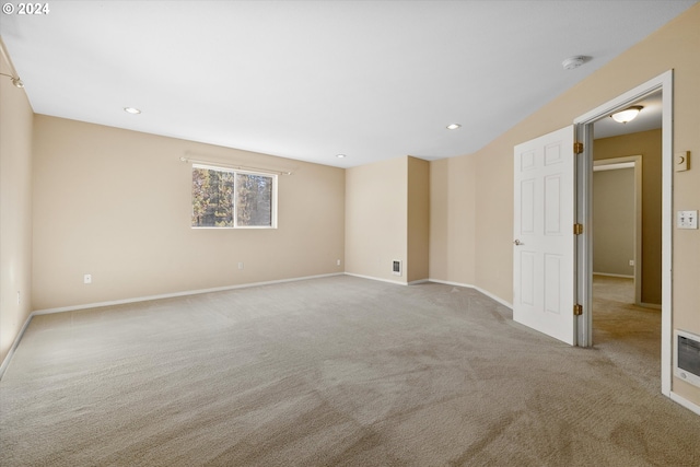 17250 Beverly Ln, Bend, OR 97707 - carpeted empty room with recessed lighting, baseboards, and visible vents