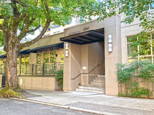 view of entrance to property