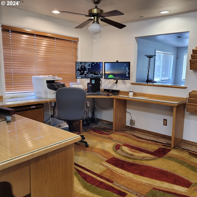 office area featuring ceiling fan