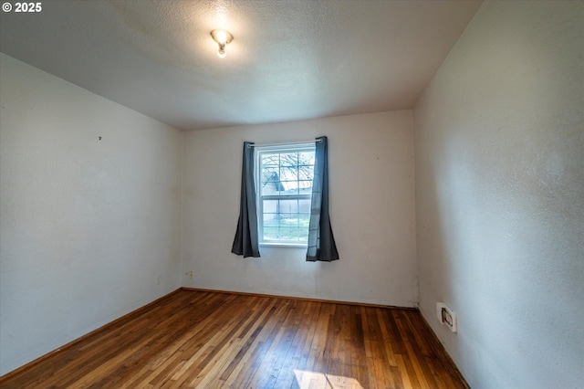 680 NE Laurance St, Myrtle Creek, OR 97457 - empty room with wood-type flooring