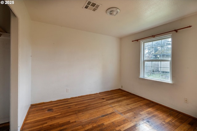 680 NE Laurance St, Myrtle Creek, OR 97457 - empty room with wood-type flooring