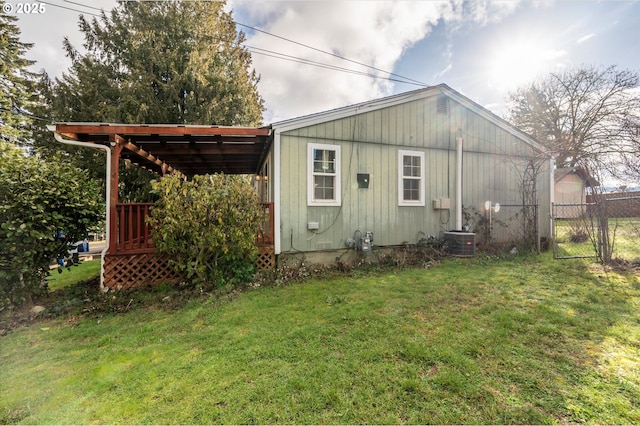 680 NE Laurance St, Myrtle Creek, OR 97457 - back of property with a gate and a wooden deck