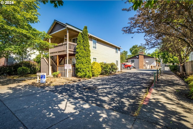 view of front of house