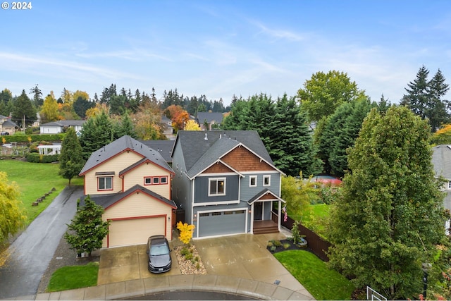 craftsman house featuring a garage