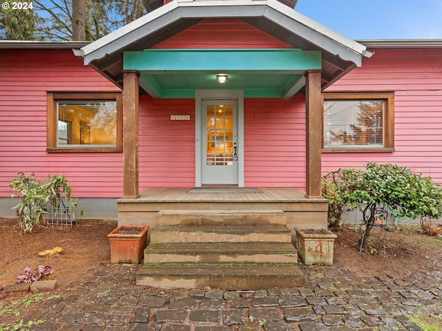 view of property entrance