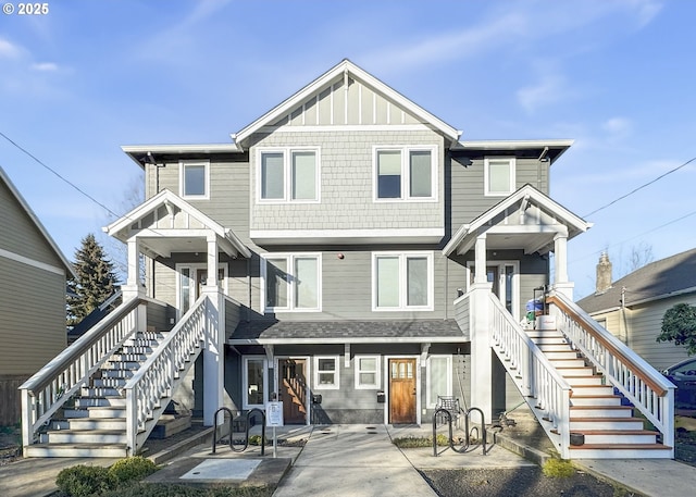 view of front of home featuring a patio