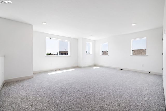 1588 NE 8th Pl, Hermiston, OR 97838 - carpeted empty room featuring recessed lighting