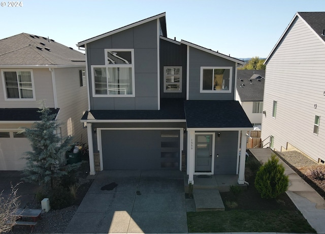 view of front of property featuring a garage