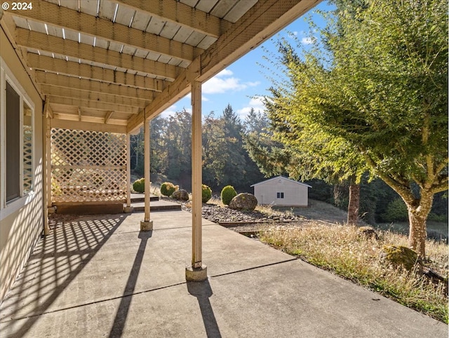 12405 SW Poppy Dr, Gaston, OR 97119 - view of patio / terrace