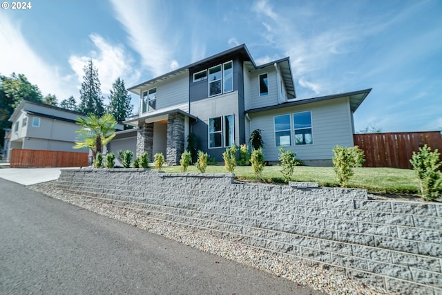 view of front of house featuring a garage