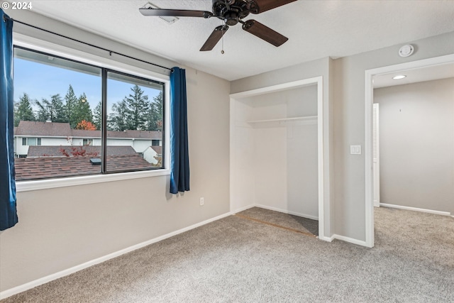 3320 NE 29th St, Gresham, OR 97030 - unfurnished bedroom with carpet flooring, a closet, and a ceiling fan