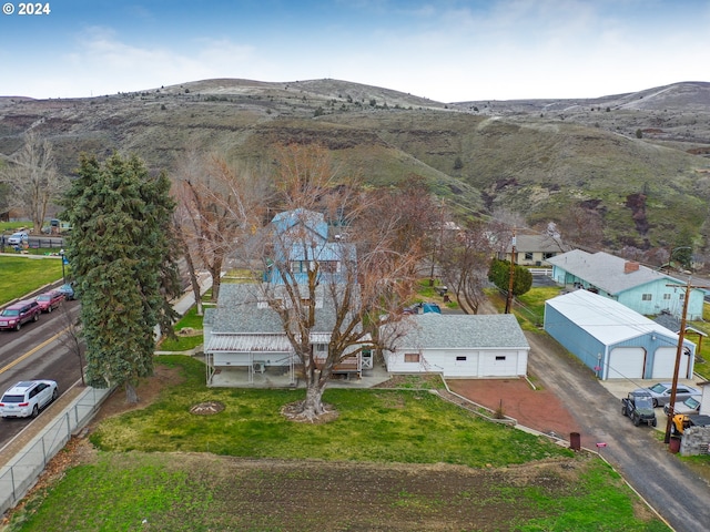 bird's eye view featuring a mountain view