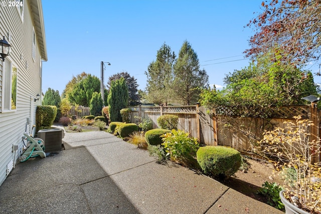 view of patio featuring cooling unit