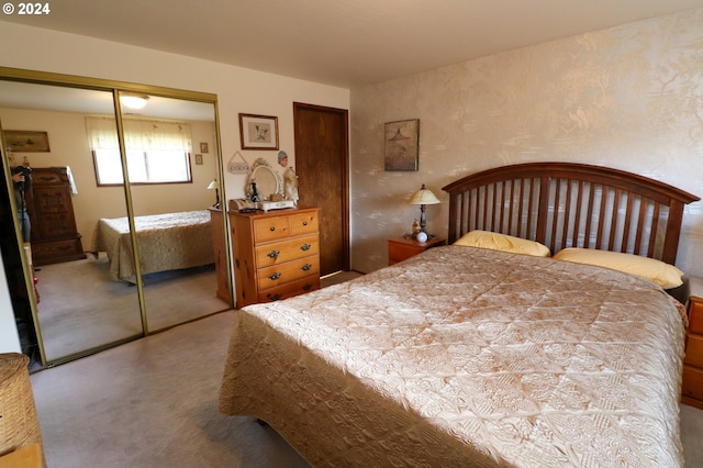 unfurnished bedroom featuring a closet