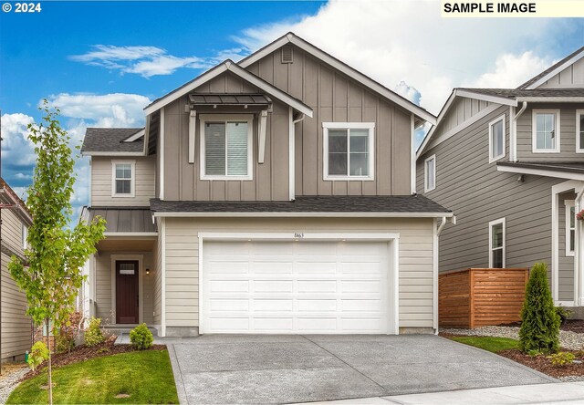 view of front facade with a garage